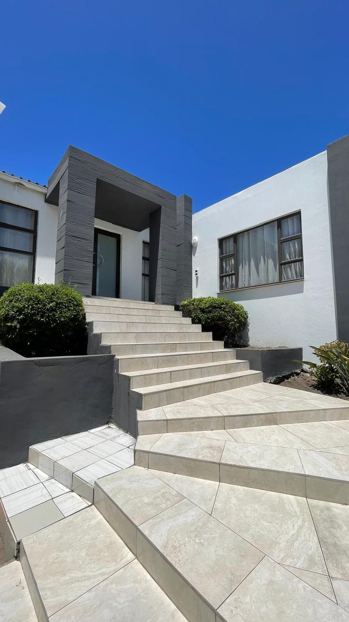 4 Bedroom Property for Sale in Gonubie Eastern Cape